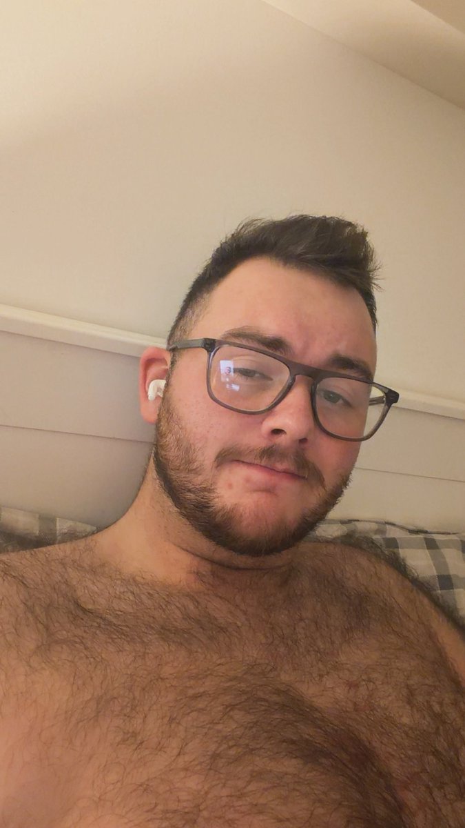 themetanix's tweet photo. I love how I spent loads of money on buying glasses but I never wear them ๐
#gay #gaybear #gayuk #gaysingle https://t.co/vR9MF1jrdb