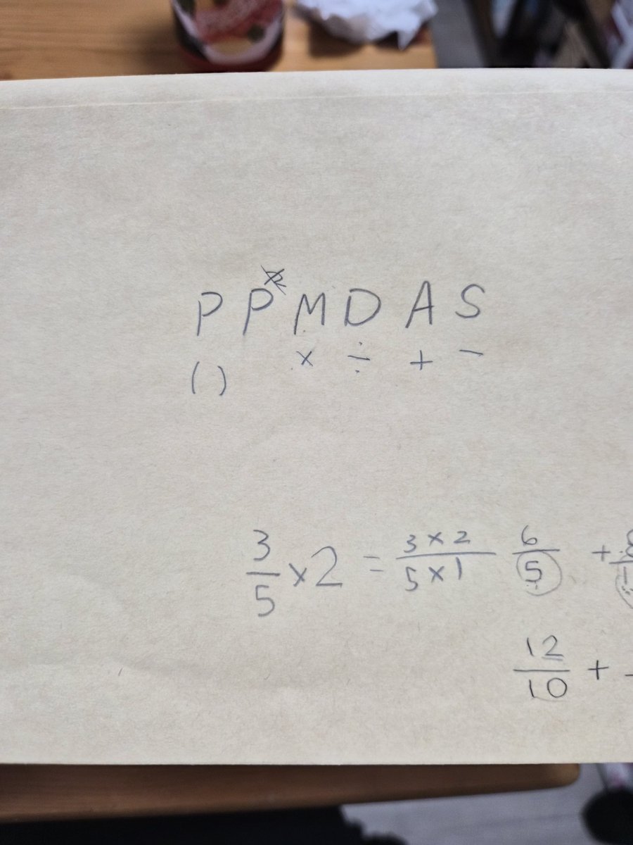 umeboshi1128's tweet photo. It was nostalgic helping my 6th grader math last night... we learned "Pretty Please My Dear Aunt Sally" for the order of operations. What mnemonic device did you learn? Or is there something similar in Japanese? https://t.co/fj4DJqDq7Z