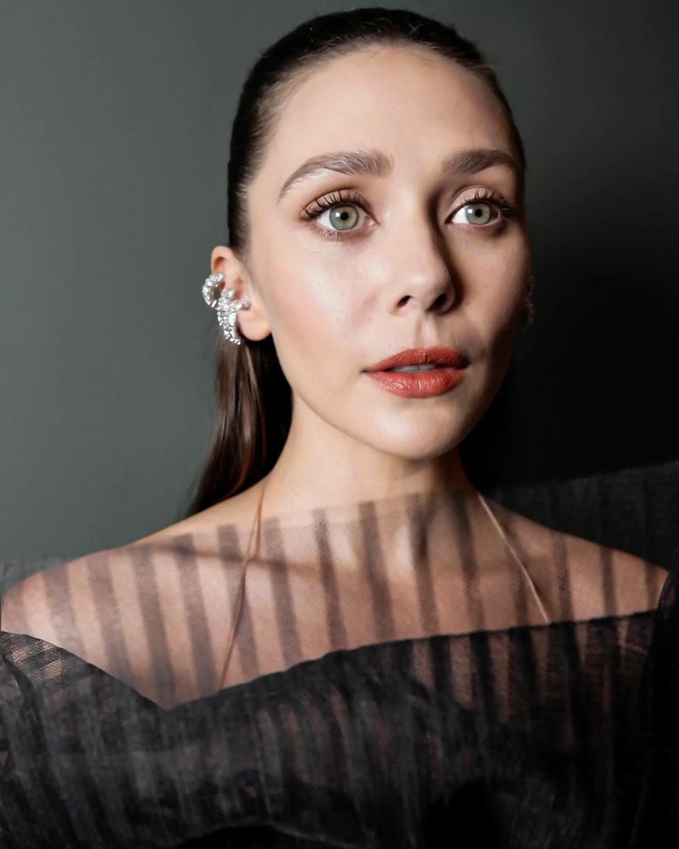 JonnyLeTran5's tweet photo. Blessing your timeline with Elizabeth Olsen 😍 #ElizabethOlsen #WandaVision #MultiverseofMadness #LoveAndDeath #WindRiver #MarthaMarcyMayMarlene #Godzilla2014 #SorryForYourLostSeries #IngridGoesWest #SilentHouse #HisThreeDaughters #Oldboy #TheAssessment #beautiful https://t.co/ot25QClFgR