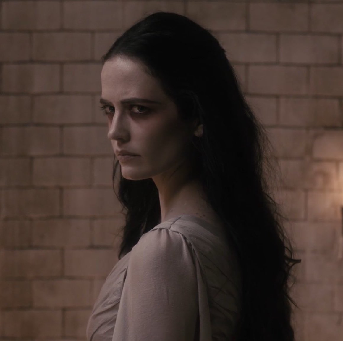 gothicfilms's tweet photo. i miss my wife https://t.co/1VZWcx5pMM