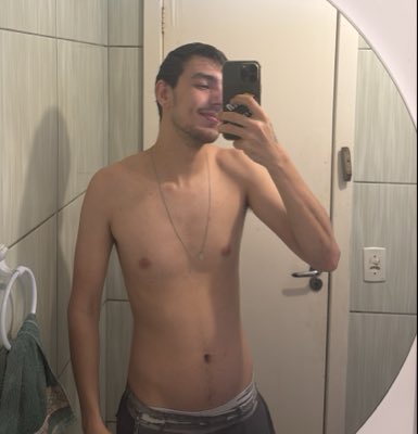 Alexandre__bom's tweet photo. #NovaFotoDePerfil https://t.co/Cjtq8TUN7k