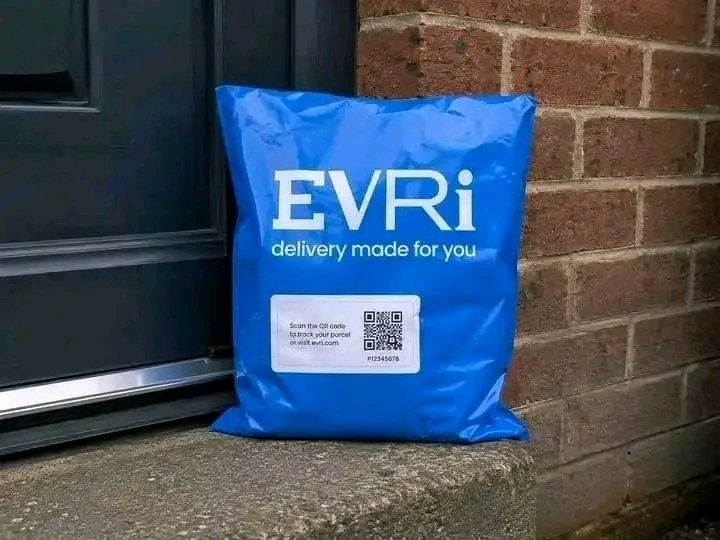 EvriUkhelpdesk's tweet photo. "The Evri Customer Support Team is here to assist you with any complaints or enquiries. Please feel free to send us a direct message, or contact us via email, and we will respond as soon as possible.
#Evri #DeliveryUk
Kind regards,
Claire" https://t.co/yoj6ypIvoX