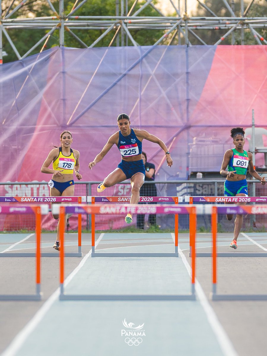 COlimpicoPanama's tweet photo. ¡¡¡MEDALLA DE ORO Y RÉCORD DE JUEGOS PARA GIANNA EN SANTA FE 2026🔥🏃🏽‍♀️!!!

Gianna Woodruff, con tiempo de 54.11seg, se apoderó de la medalla de oro en los 400m con vallas de los XIII Juegos Suramericanos Santa Fe 2026, estableciendo, adicionalmente, RÉCORD del evento. 🥇😱 https://t.co/FR52pJ6cYn
