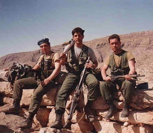 emresryl's tweet photo. Şehit Jandarma Komando Asteğmen Ümit Yılbar

Asil ruhu şad olsun. https://t.co/C4EfG3XUbV
