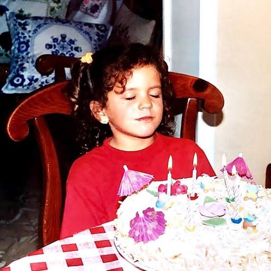 rosaliaxarchive's tweet photo. On 25 September 1992 a star was born 🌟✨💫

🎂 Happy birthday ROSALÍA! 🎂

Thank you for everything you bring into the world through your music, your art and your incredible creativity. Your voice, your passion and your fearless way of expressing yourself have inspired so many of us 🩷

Enjoy your day with your loved ones!