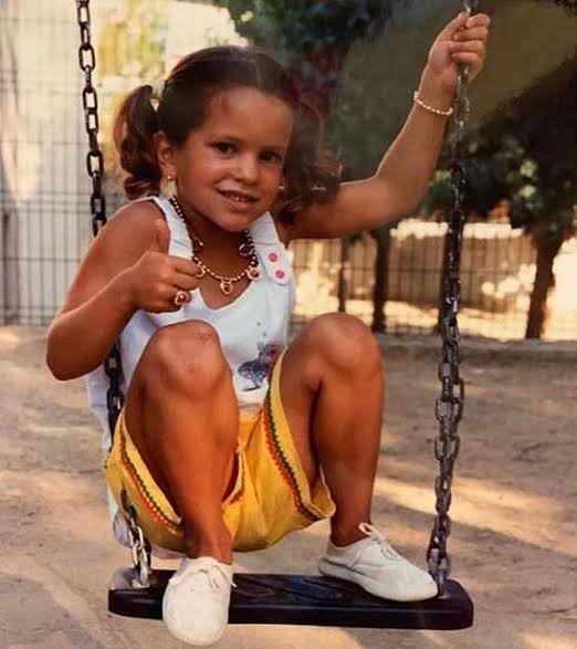 rosaliaxarchive's tweet photo. On 25 September 1992 a star was born 🌟✨💫

🎂 Happy birthday ROSALÍA! 🎂

Thank you for everything you bring into the world through your music, your art and your incredible creativity. Your voice, your passion and your fearless way of expressing yourself have inspired so many of us 🩷

Enjoy your day with your loved ones!