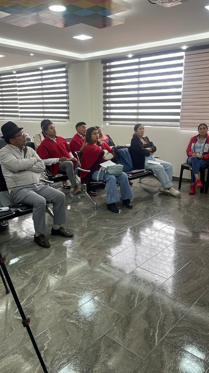 tfedconsultor's tweet photo. #Noticias 🇪🇨🇪🇨🇪🇨
Taller "Liderazgo y Territorios" 
Generando iniciativas, empoderando a #líderes y comunidades en los desafíos del #desarrollo territorial en #Cotopaxi 👍 https://t.co/BtId7HFb5U