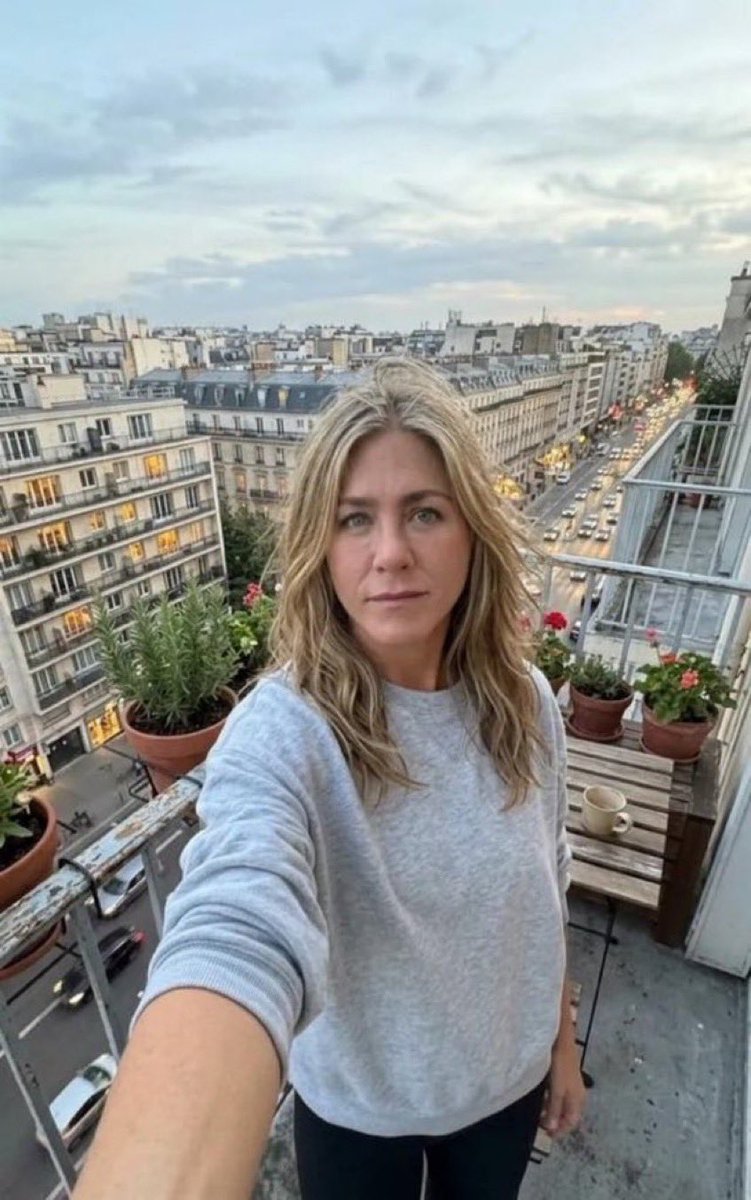 JenniferAnpy's tweet photo. Looking good in a nice view ❤️ https://t.co/9XgPePjT3u
