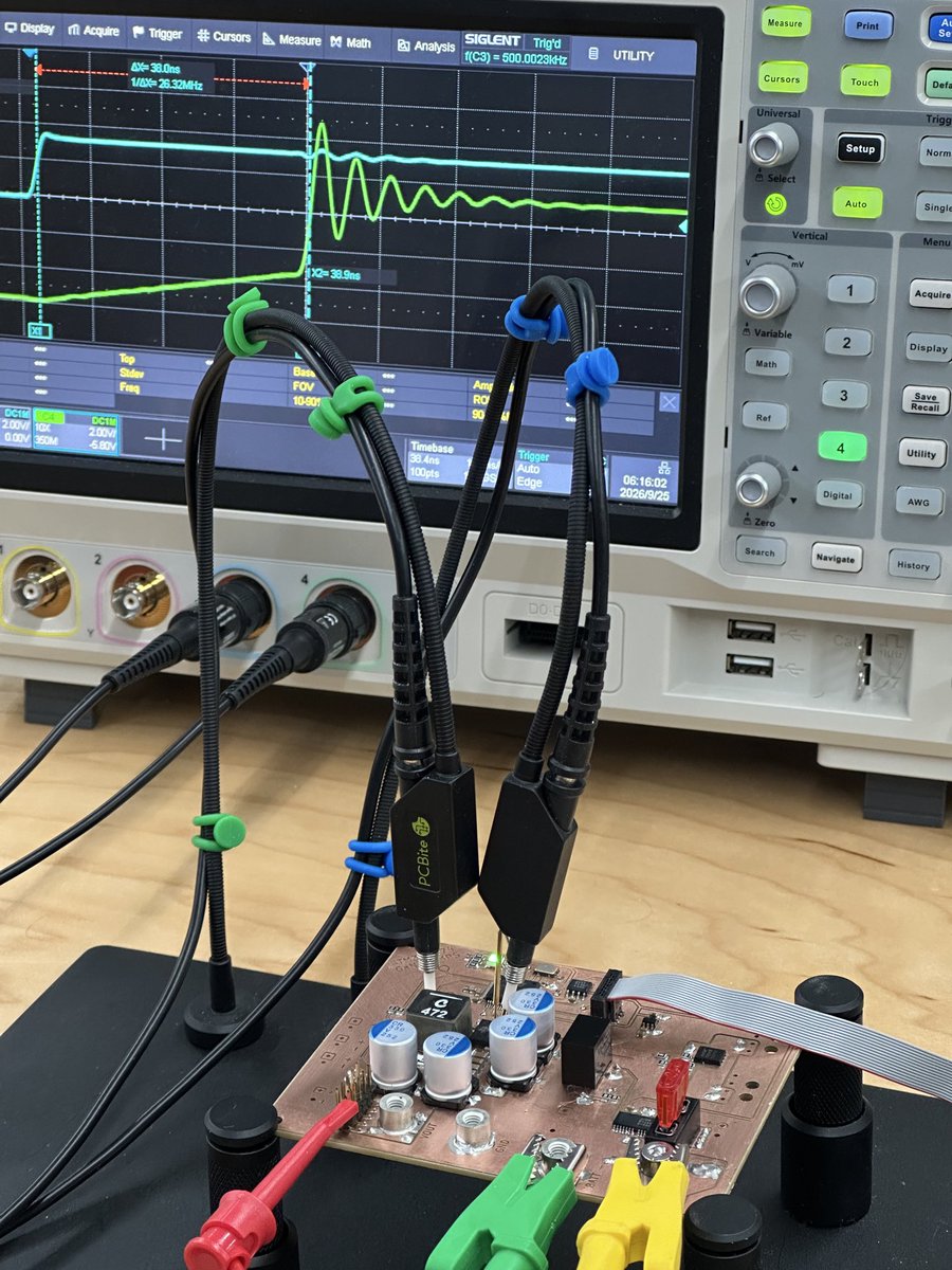 fuzziphy's tweet photo. It’s alive.. working on firmware bringup https://t.co/cA2bs29ytP