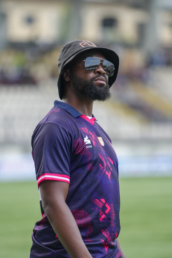 olisaemeka_G's tweet photo. 🚨 Meet Inter Lagos Sporting Director, Lanre Vigo.

From the little investigation and information I’ve been able to gather about him, i think he’ll be among the top football administrators in Nigeria in the next few years.

He’s always pulling strings left right center. https://t.co/mzuJJMgMbO