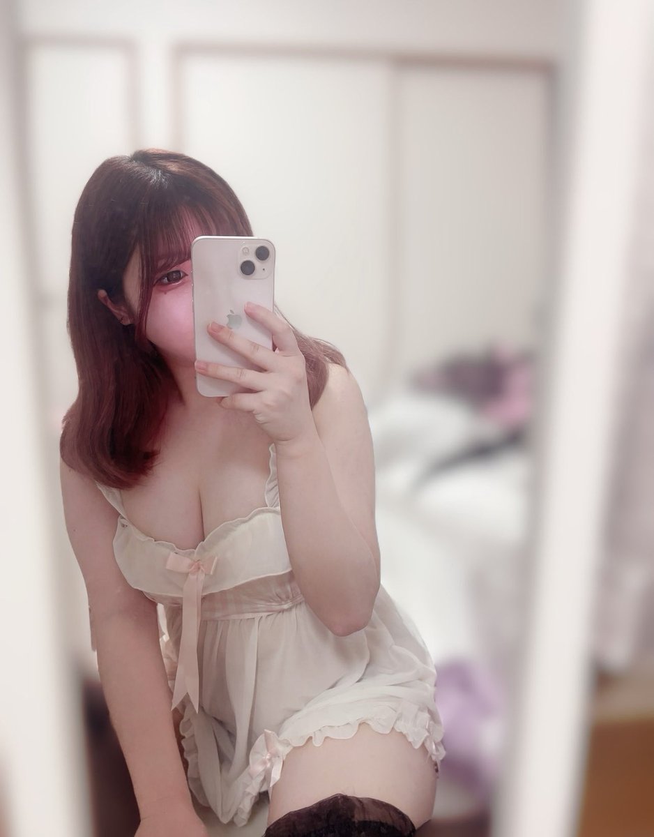 rinachanffff's tweet photo. 今日金曜日じゃん華金じゃん！！誰か💭
 #福岡 #博多 #天神 https://t.co/25bj4ciVdC