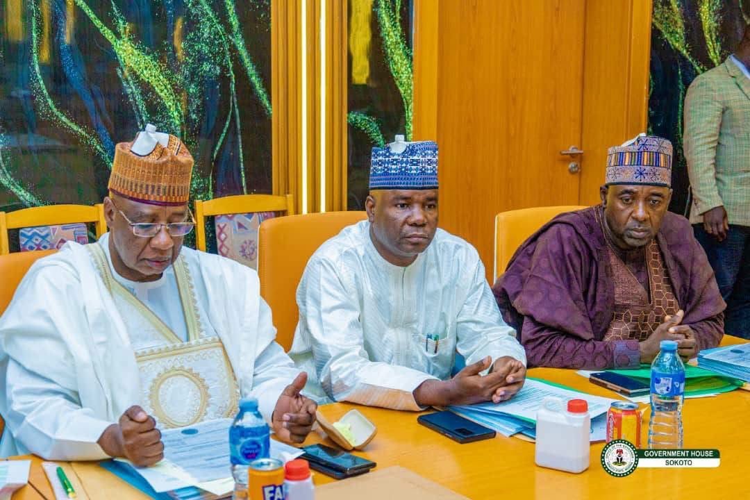 Ahmedaliyuskt's tweet photo. At the meeting of the Sokoto State Executive Council, I reaffirmed our administration’s unwavering commitment to restoring lasting peace and security across the state.

We will remain relentless in confronting banditry until our communities are safe and our displaced citizens can return, with dignity, to their ancestral homes. Our strengthened collaboration with security agencies is already yielding tangible results, including recent operations in Rabah, Tureta and Kebbe that led to the rescue of victims and the recovery of thousands of rustled livestock.

We will continue to provide our security agencies with the support and equipment required to sustain these gains, while advancing our 9-Point Agenda and delivering meaningful development across Sokoto.

Our vision remains clear: a safer, stronger and more prosperous New Sokoto that future generations will be proud to inherit. -AAS
