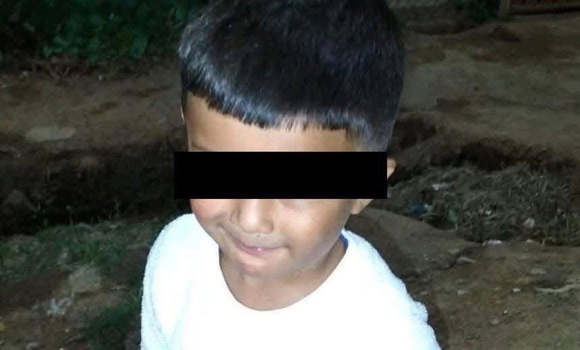 infopolitano's tweet photo. ⚖️ Tres fueron sentenciadas a 78 años y 9 meses de prisión cada una por el secuestro y muerte de Fernandito, un menor de 5 años, en La Paz, Edoméx. La Fiscalía también investiga la atención inicial que recibió su madre al denunciar.
#Fernandito #LaPaz #Edoméx #Justicia #Seguridad https://t.co/uTtlwZSoG8