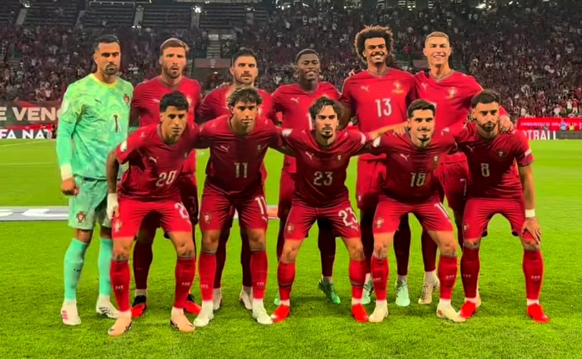 Diorah_m7's tweet photo. After watching how Portugal played today,I think we should resign Roberto Martinez and sack him again and then arrest him ☠️

He made us believe this Portugal squad was not capable of achieving great things 😳 https://t.co/MIO0kmW0aN