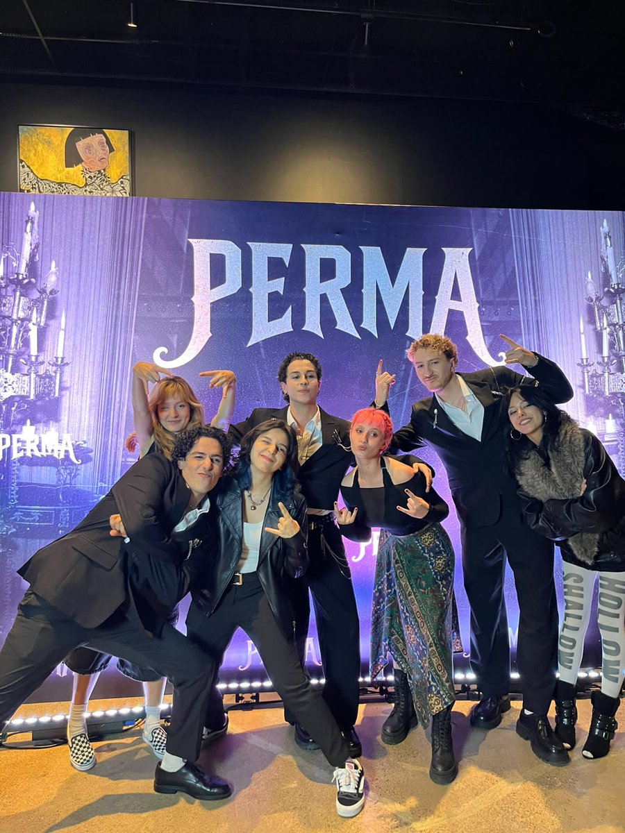 od_band_'s tweet photo. Perma lansman gecesinde “Bulamazsın”ladık🤟🏻
Rock’n roll never dies🤟🏻
Go boys🎸
@perma_verse https://t.co/VJR4m5oluy