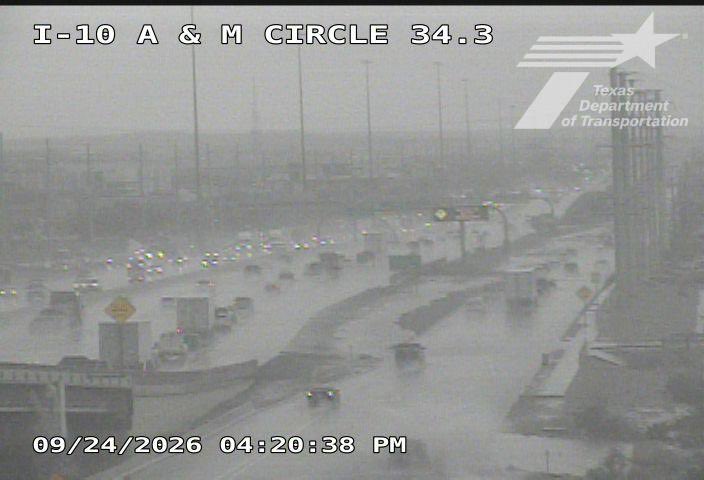DianaGomezTV's tweet photo. ☔️ It’s pouring across the Far Eastside, Eastside, and Lower Valley. Drive safely!
Remember: TURN AROUND, DON’T DROWN. 🚗🌧️
9.24.26
#EPTraffic #Roadways #Weather #ElPasoTexas #TxDOT https://t.co/oU9xwiWBJO