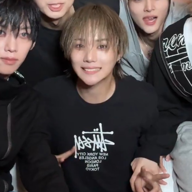 andear143's tweet photo. siyuns smile gives me life https://t.co/cMZWyQe1Jn