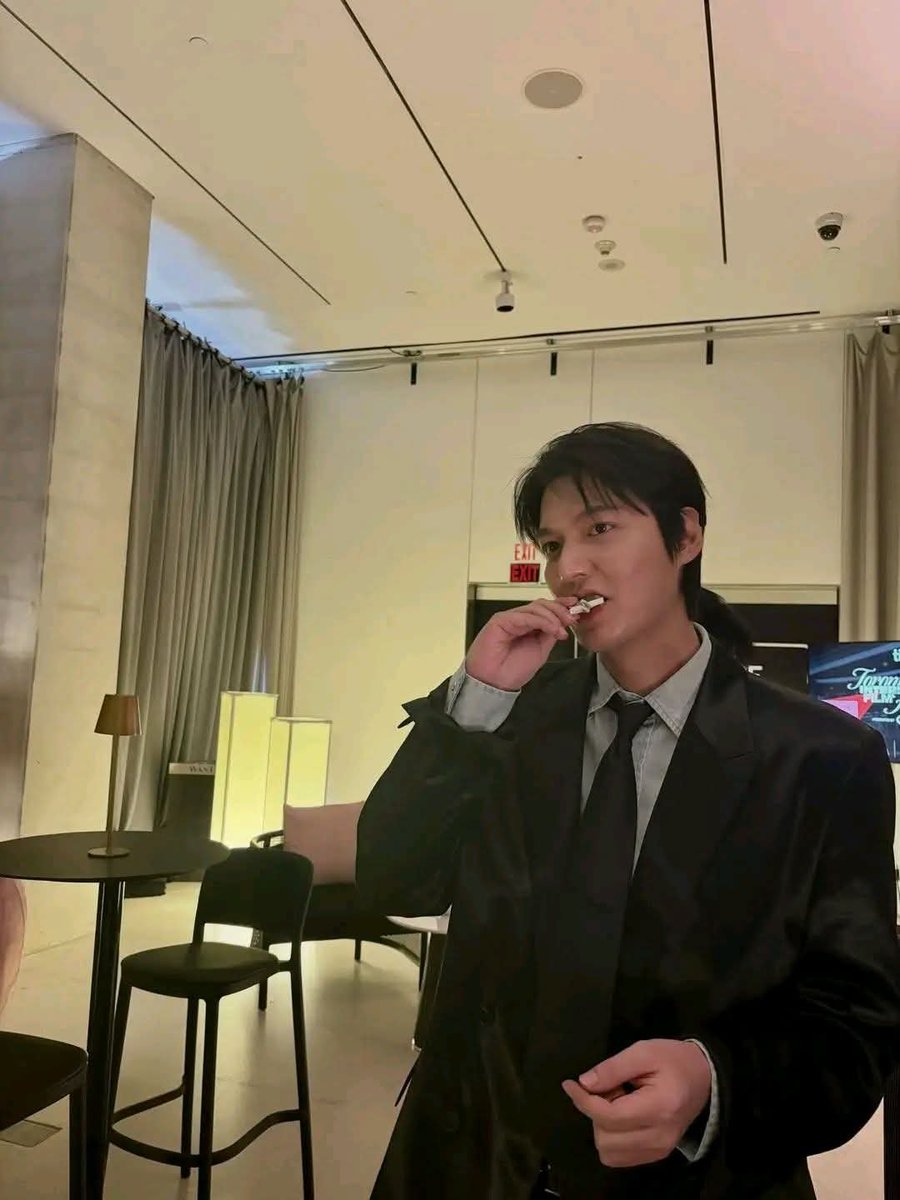 leeminhostarHQ's tweet photo. Behind the scenes of another beautiful chapter. https://t.co/zio3mZML2e