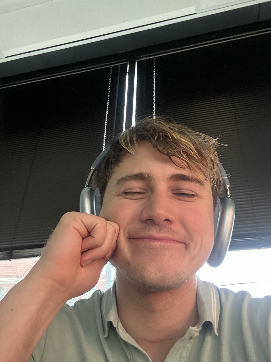 Brendan_Gib's tweet photo. Some old some new✨ https://t.co/sKnj1VFBBC