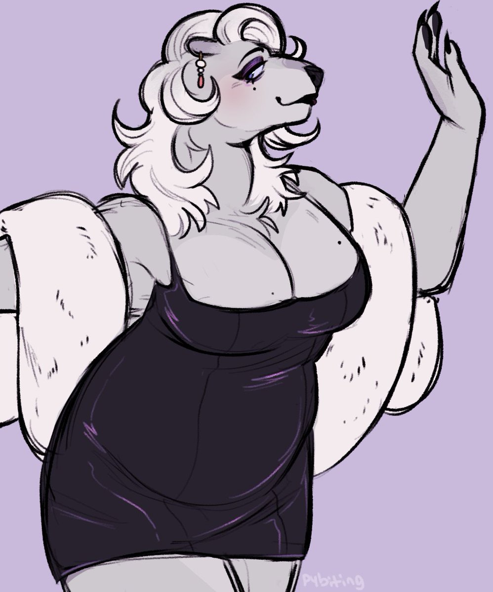 pybiting's tweet photo. i think polar bears would rly fw wearing seal fur https://t.co/HskKJedn8r