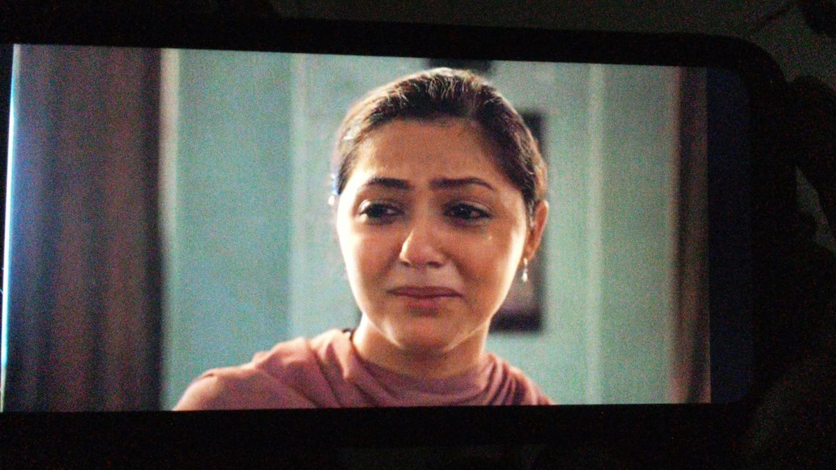 vibewithaneet's tweet photo. This one hits so hard — such a raw, intense and unforgettable combination. And Aneet  as Meenu? She absolutely owns every moment. What a performance my girl...I'm just so proud of you..what an actor you are..an absolute banger 🔥
#HunkkaarTheRoar #AneetPadda https://t.co/e51PsGGi3j
