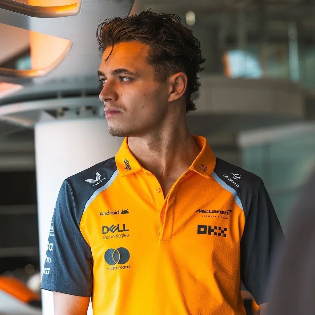 ihatef1ngl's tweet photo. ooooo lando you wanna bring back the swooped back hair with goatee look soooo bad https://t.co/EeD3UgbOPw