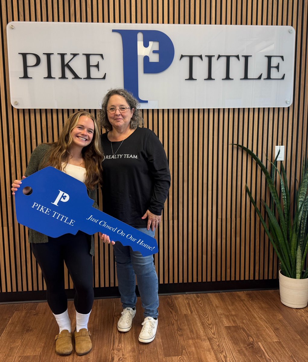 CarleenHeckert's tweet photo. Another deal closed this month! 🎉 So excited for my clients and their next chapter. #ClosingDay https://t.co/IxZGTWrjnM