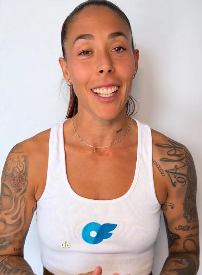 TouchlineX's tweet photo. 🚨 𝗡𝗘𝗪: Atletico Madrid Women captain Lola Gallardo announced she is joining OnlyFans. https://t.co/t16pBL8olX