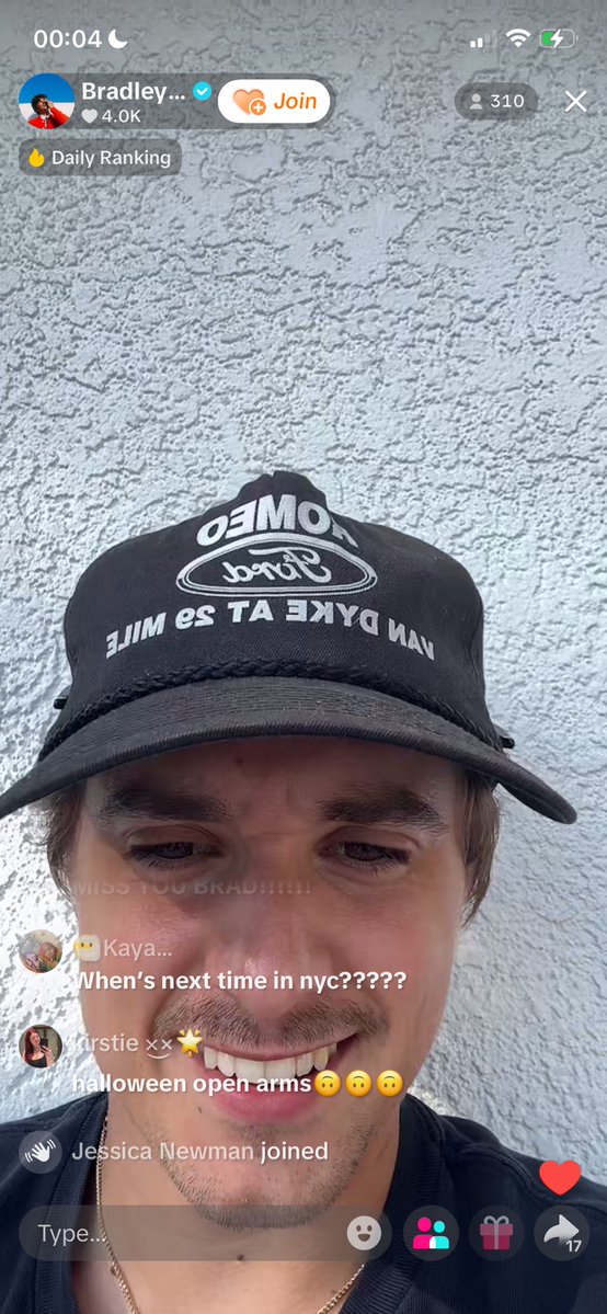 oldreclinersss's tweet photo. when u think about it this man is my niche interest since 99.9% of my followers weren’t here for wildheart era https://t.co/9spqjlThbw