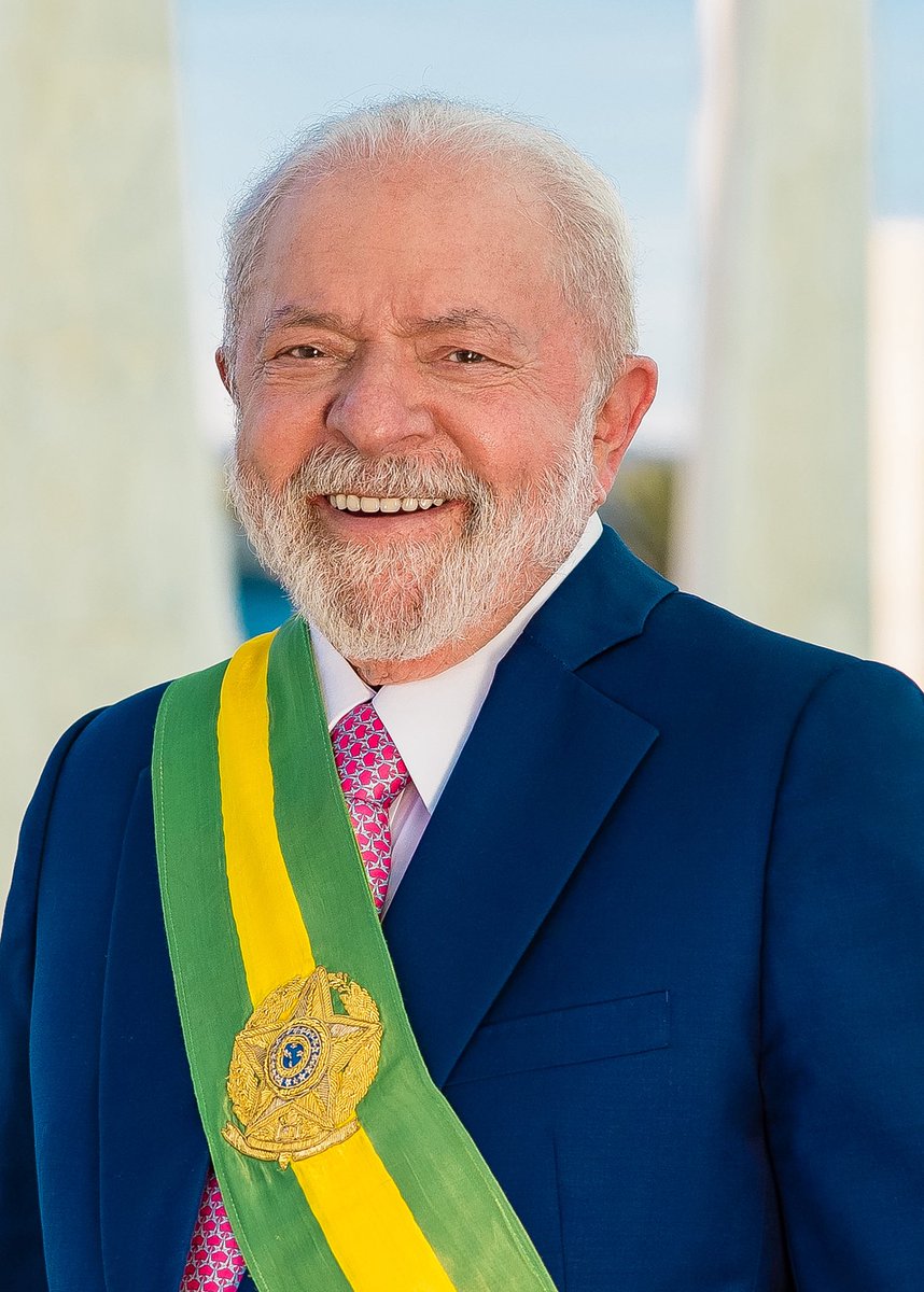 natalita0333's tweet photo. Todos aprendiendo a “falar português”.

Todos defendiendo la soberanía de Brasil 🇧🇷.

Todos con #Lula.

América Latina con LULA.

El SÍ es un fenómeno mundial.

@LulaOficial 
#BoraLula
#LULAPRESIDENTE2026 https://t.co/wEZPKqzpeI