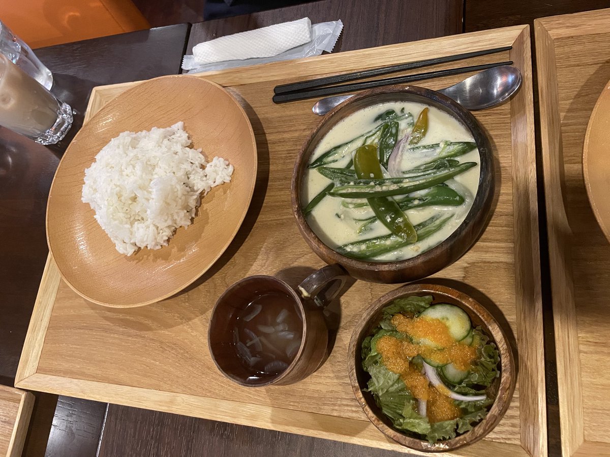 soARi220322's tweet photo. #おはようございます！
先日、異国料理を食べる会を開催してきました~！
今回は「ブータン料理を食べよう！」
ブータンでは唐辛子が野菜のカテゴリーで、唐辛子の煮込みが伝統料理なのです🌶
今までの常識を覆されるの面白いですよね~🥴
大変エキサイティングな体験でした！
またやりますよー🙌 https://t.co/i9JdCOO4CQ