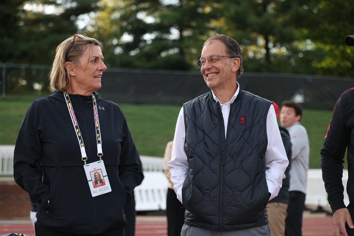 TerpsWSoccer's tweet photo. Always great to see some familiar faces on a beautiful Thursday night!🐢⚽️

Second half up next! https://t.co/WDefdkRVsn