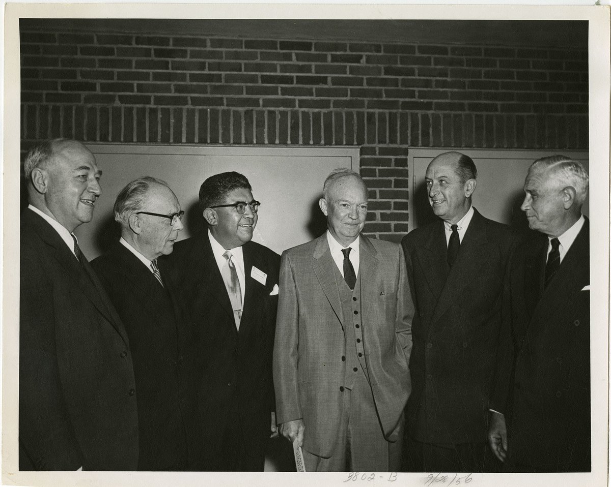 IkeLibrary's tweet photo. 🌐🏛️ #OTD in History: September 28, 1956
President Dwight D. Eisenhower arrived at the Sheraton Park Hotel to address international delegates attending a major joint session of the World Bank and International Monetary Fund (IMF).
#IkeLife #GlobalDiplomacy @USNatArchives https://t.co/JOLkrYWA3t