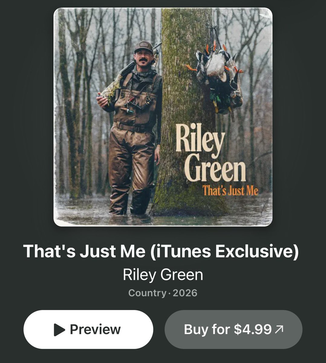 PobBase's tweet photo. Riley Green discounts his album to $4.99 on ITunes in order to block Miley Cyrus from number 1. https://t.co/GHshddqvgB