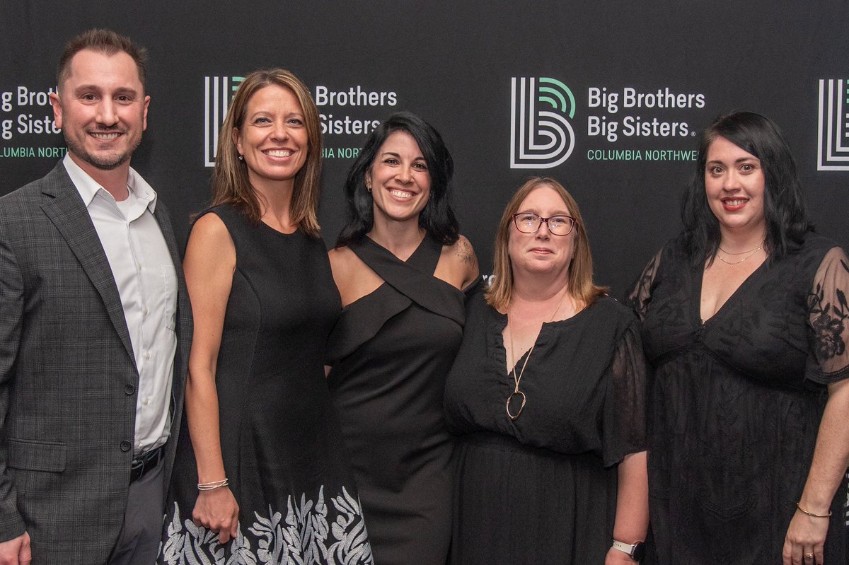 XeniumHR's tweet photo. Last Saturday, the Xenium team grabbed a table at the Building Big Bridges Gala for Big Brothers Big Sisters Columbia Northwest.

Thank you to everyone who supports this mission as a Big, donor, volunteer, or staff member. You're the reason more kids have someone in their corner. https://t.co/vzGr0uwnAh