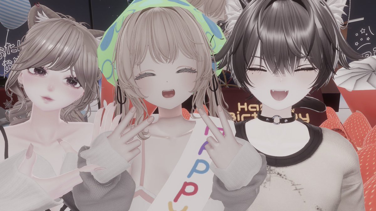 mapiovomapi's tweet photo. お誕生日だったよ〜🎂
お祝いしてもらうの嬉しい。
来てくれた方やスタンプとかで
つっついてくれた方ありがとう😭❤️

念願のネギに囲まれて夢うつつ。。。

#VRChat https://t.co/tilevH67HR