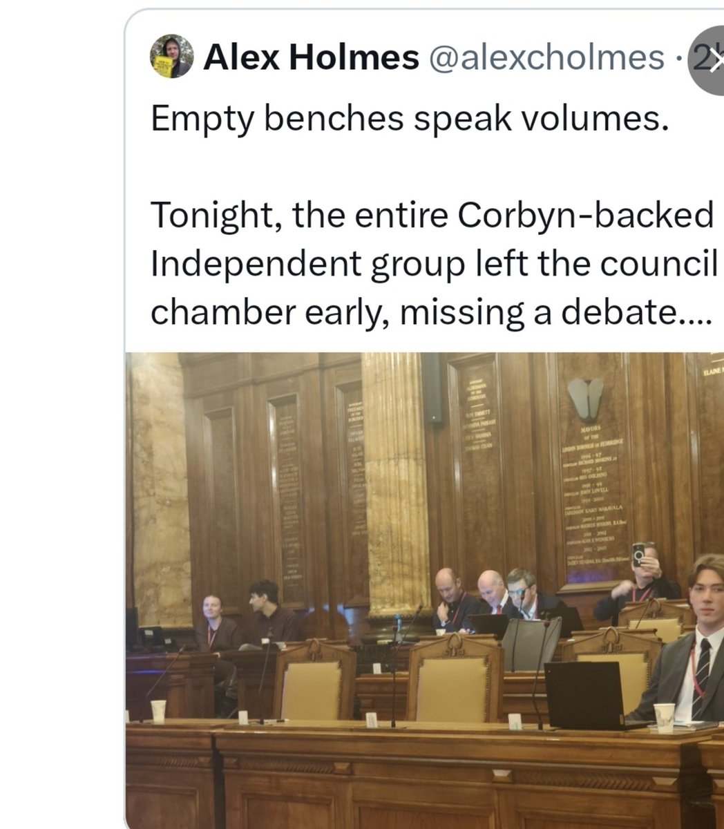 MarwanElfallah's tweet photo. Disappointed to see my fellow ward councillor put forward misleading information .  Redbridge Independents were denied an opportunity to speak on the Broadmead bridge and the mayor allowed cabinet members to make nasty &amp; disgraceful insuations. https://t.co/V7HeqMYRnp