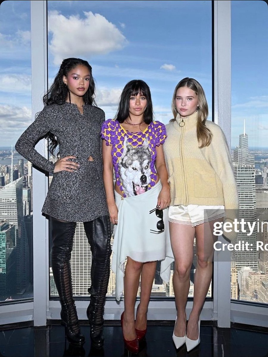malinaaweissman's tweet photo. in my city🗽
•
 @theoradupl https://t.co/wcNV3rwsXK