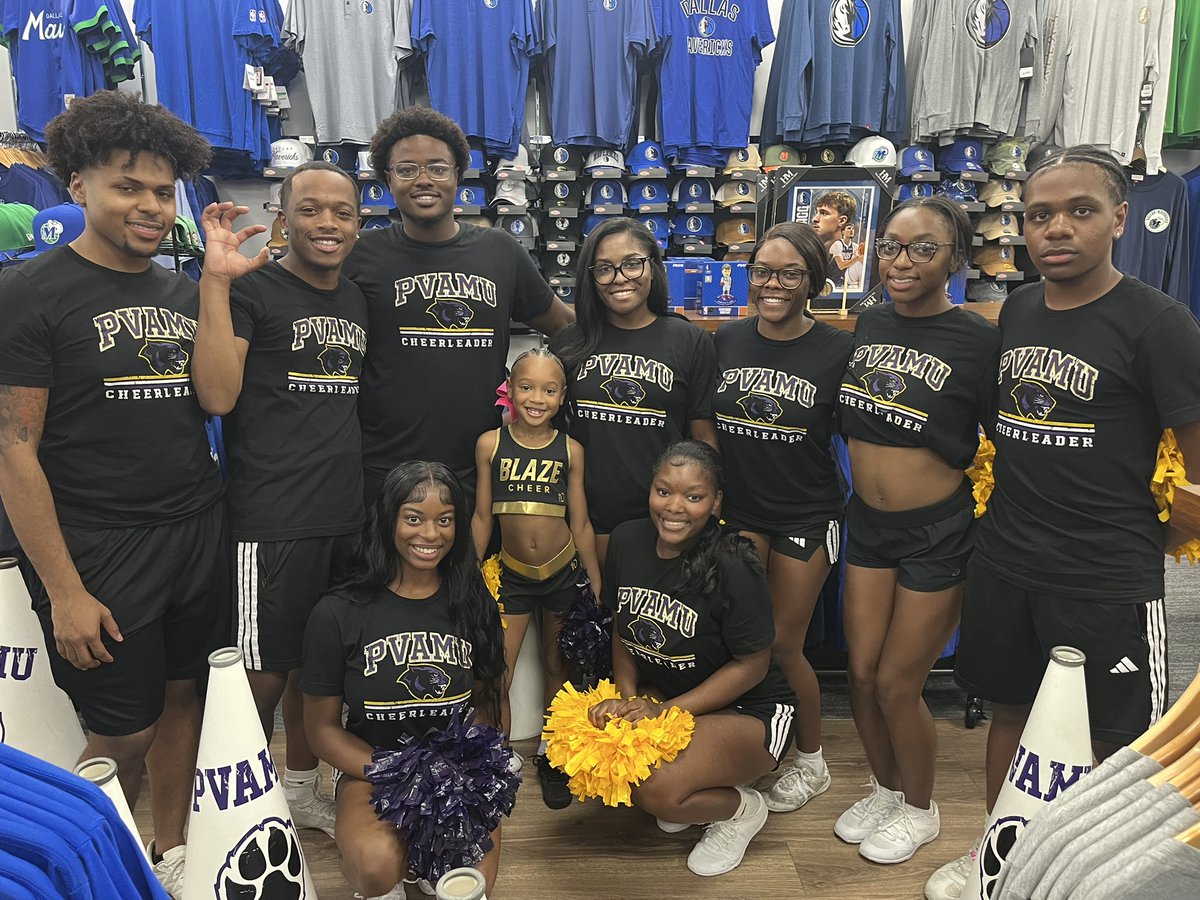 ashbkimbrough's tweet photo. Who You Rootinโ Forโฆ๐๐๐พ
@PVAMU
#CheerIsLife #FuturePanther https://t.co/z4mMr1w6mu