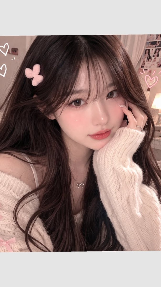 ElenaLewiscul's tweet photo. The only connection that actually matters https://t.co/DfWNlZmhNg