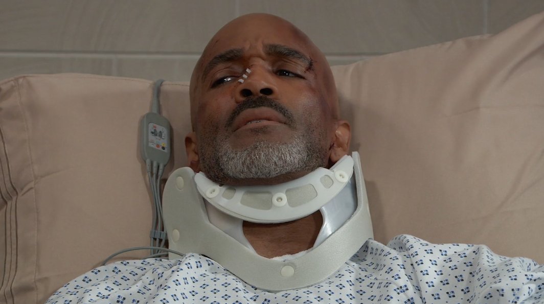 GeneralHospital's tweet photo. Curtis saw everything that happened to Sidwell. Is he willing to name names in the aftermath of their beat down?
An intense, new #GH starts RIGHT NOW on ABC! @donnellturner1 https://t.co/6BeXhsVpfL