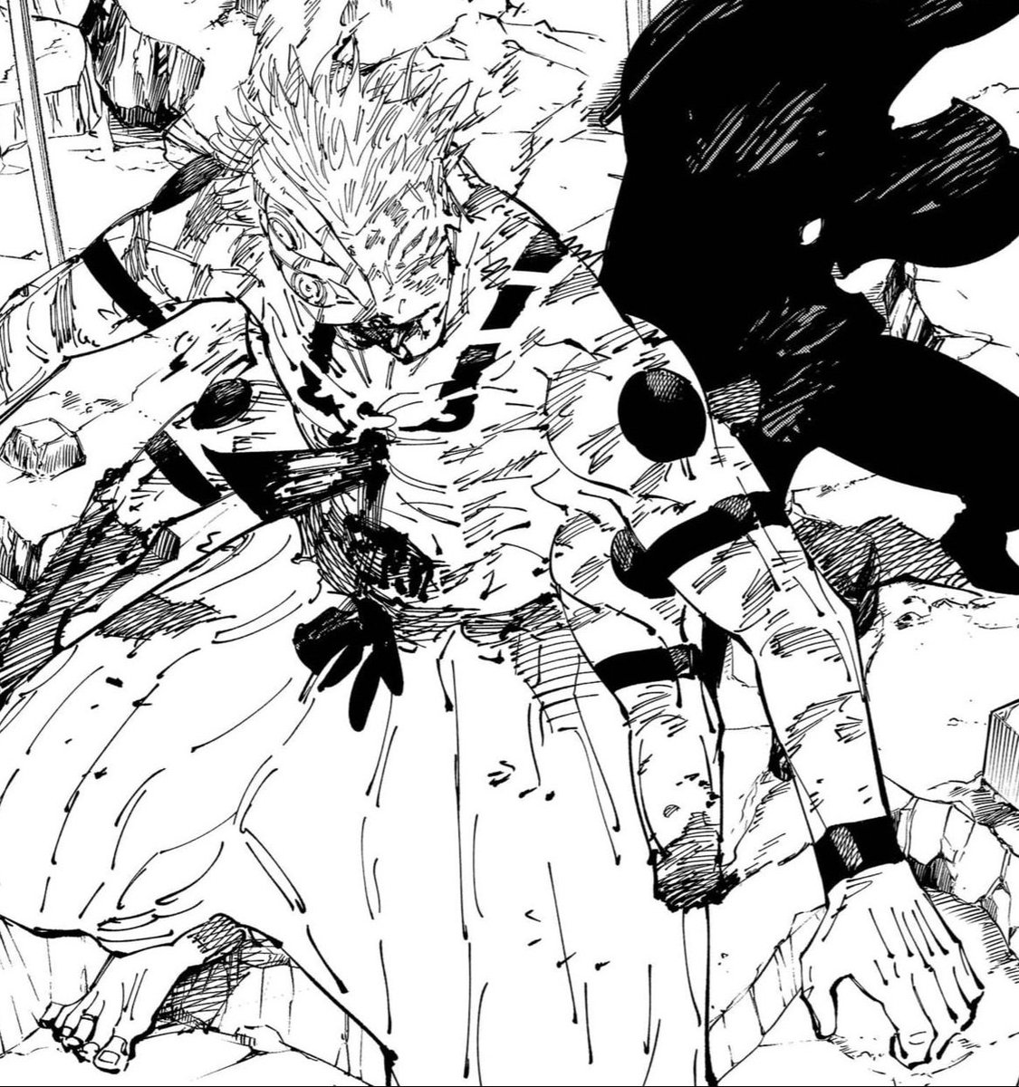 DbHierro's tweet photo. No sé qué pensar de estos redibujos de Sukuna. No me terminan de... convencer... y creo que son un pequeño downgrade.

Aunque entiendo perfectamente por qué Gege hizo el primero. Le dio un toc terrible que la espada de Maki estuviera al revés. Me pasaría. https://t.co/sOftpxHTAV