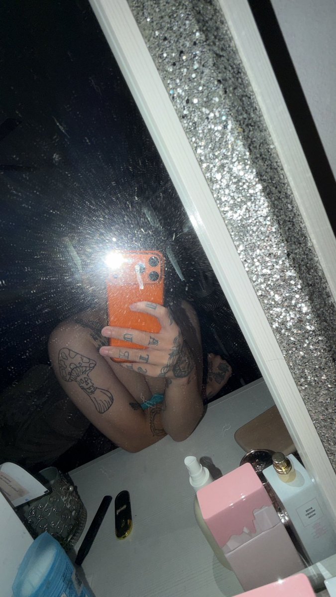 OnlyItzHaley's tweet photo. Welcome to the X page💦 Adult content creators! My main page, that includes my wifey! I’m 24, short hair, big yitty girl. & my wife is 20 sexy body girl who will sometimes make an appearance in my content!🫦 We’re on the East Coast.😎 We will be engaging, replying to messages, and etc!❤️ Interact with the page, get our attention! Girl loving girl type shit!!👩🏻‍❤️‍💋‍👩🏽  Let’s have some fun!! Enjoy the page!! Follow!!☺️ #follow #like #contentcreators #girlskissing