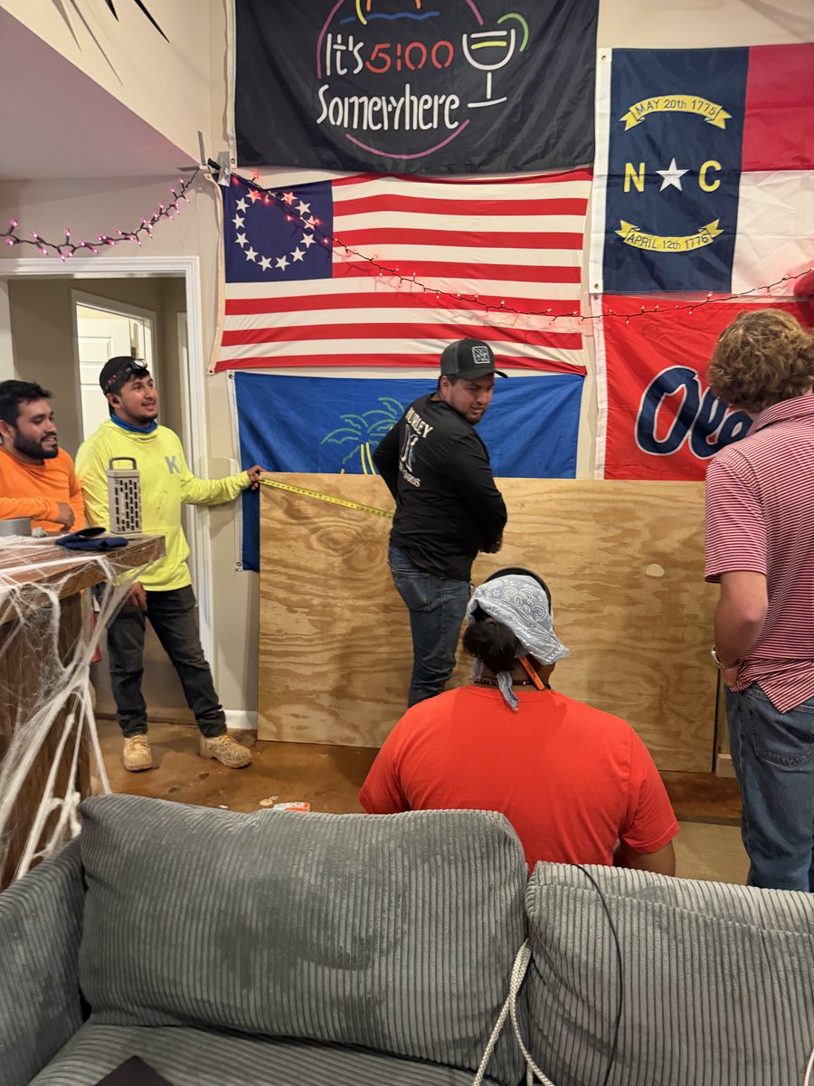 BagMaye's tweet photo. These boys know how to build a double decker couch. That’s for sure. https://t.co/pdvHmxQVi6