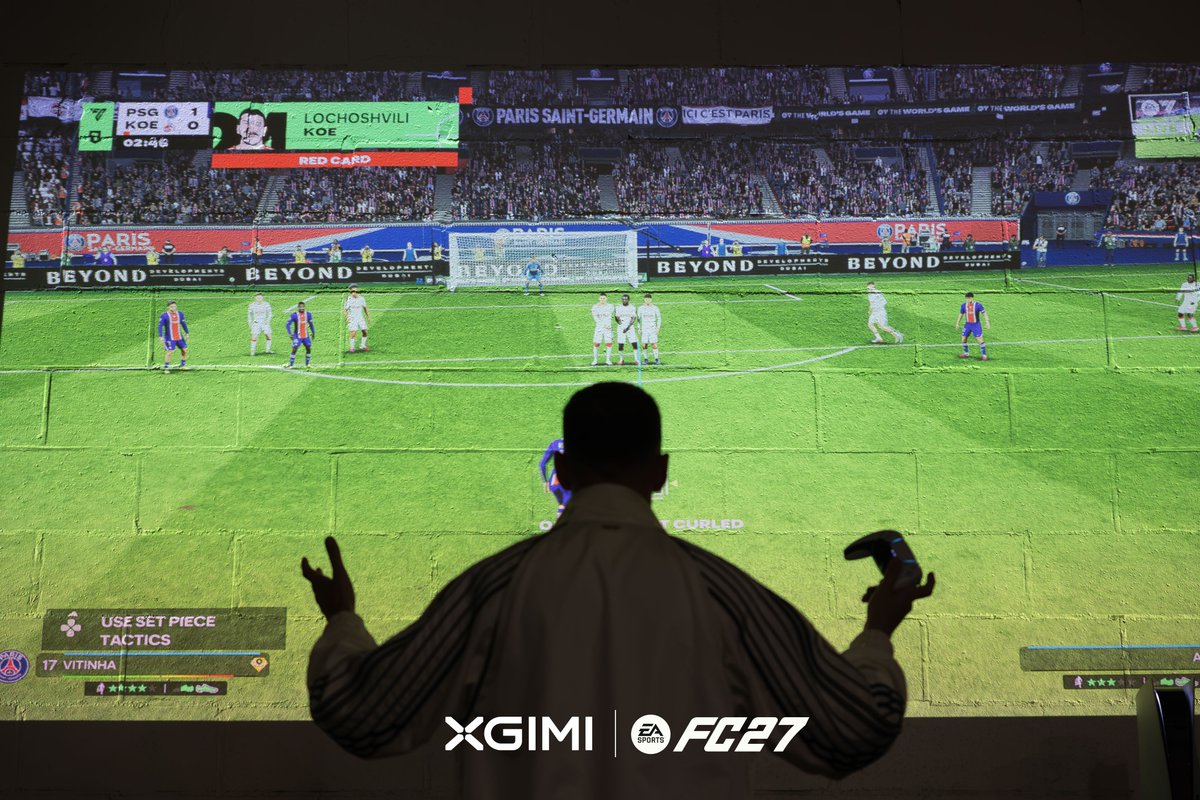 XGIMITech's tweet photo. Once again, we teamed up with EA SPORTS FC™ to bring the beautiful game to life. Seeing so many passionate fans gather around the big screen and celebrate every goal. That's why we do this.

#XGIMI #EASPORTSFC #FC27 #NYC #FootballFans #BigScreenEnergy https://t.co/0w0UDc0gVm