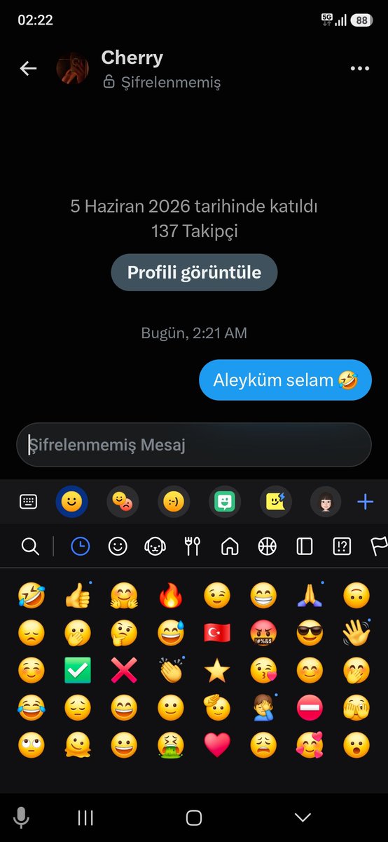 ardakman22's tweet photo. @Cherryyladym1 Sırf farklılık olsun diye 🤣🤣🤣🤣 https://t.co/fZqveKcOI6