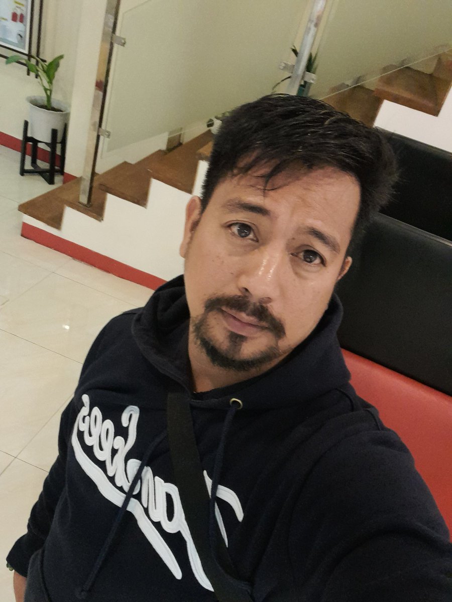 DaddyKhyle15's tweet photo. = Service Offer =
= Massage Package =
= Condo or Hotel =
= Overnight = 
= Out of Town =
= Twin or Doubles =
= Couple =
= Escort =
For inquiries or rate services 
DM 09665941779 https://t.co/fbpQSXQKO3