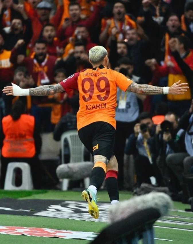 Claudioggia's tweet photo. Bazı anlar vardır hiç unutulmaz https://t.co/9g4vt5WmsC