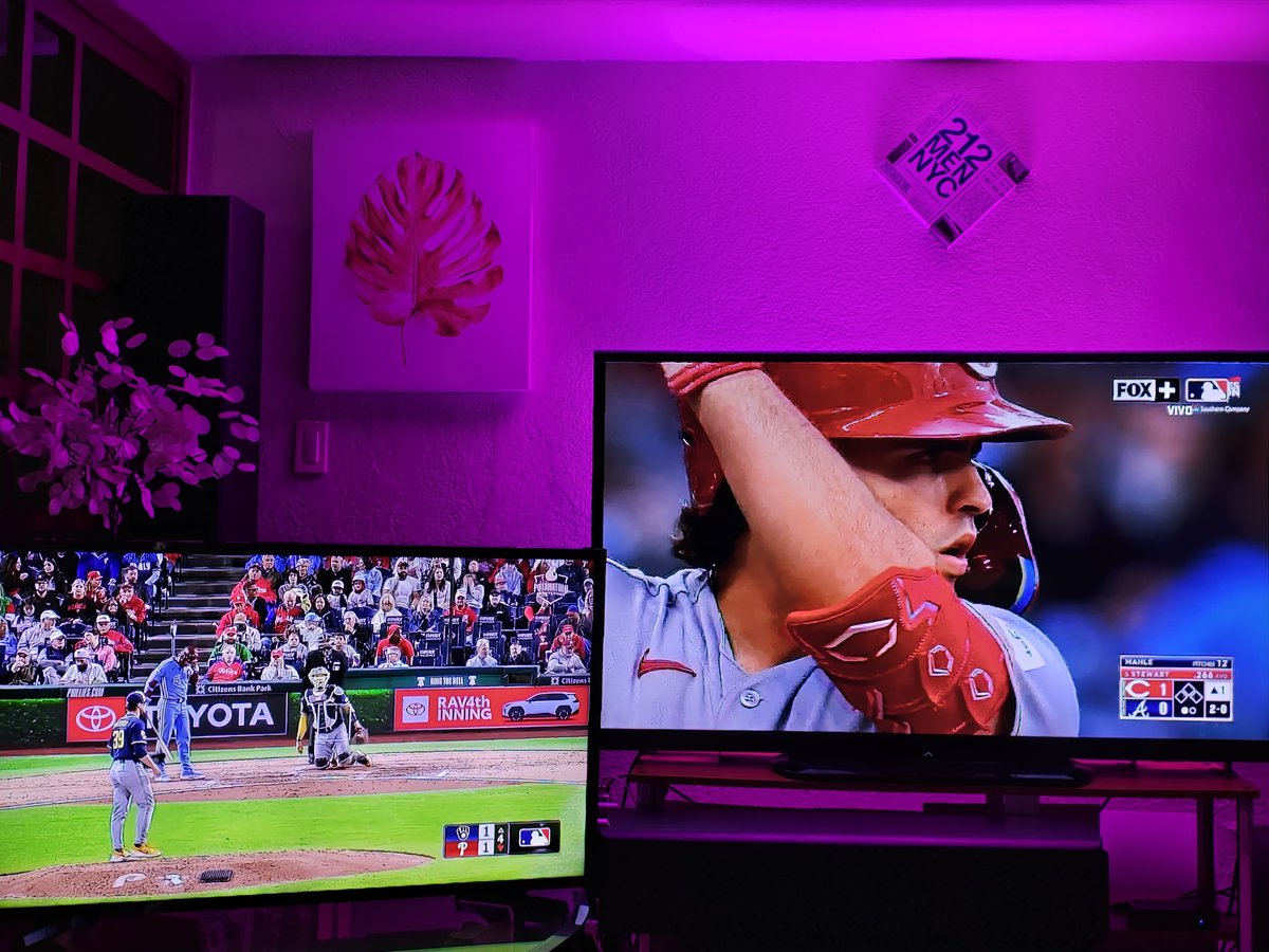 trocuper's tweet photo. #MLBXFOX saludos desde ciudad de México @LoboMorales_ @Pelotauro https://t.co/shT9cowUkP