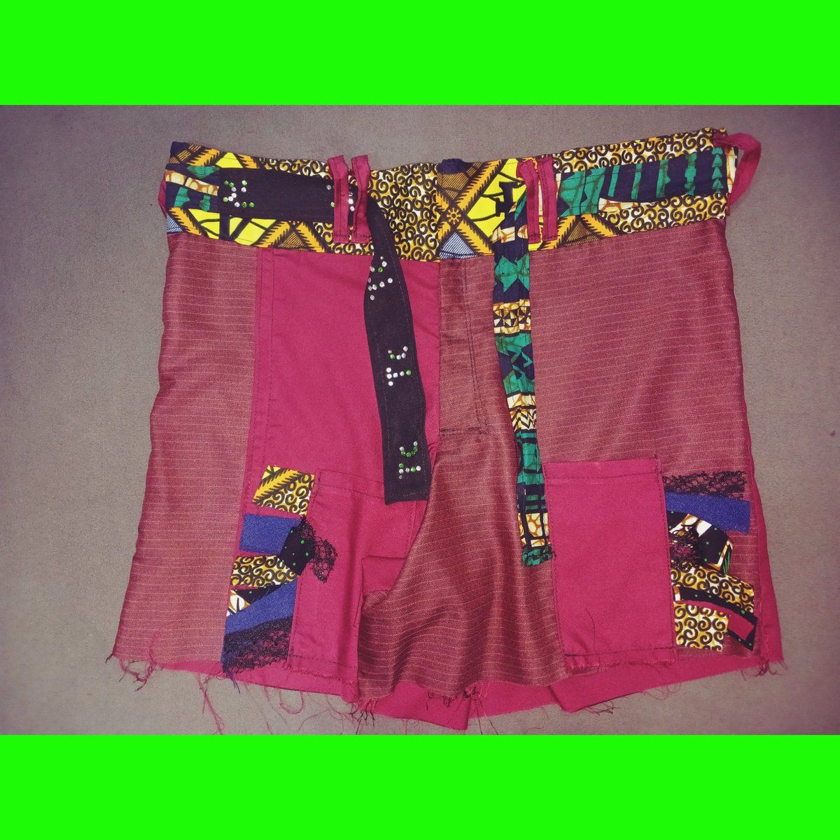 TichennyTC's tweet photo. VVMP SHORTS 🩳🔴💫
#fashionfriday
#sliminvvmp
#shorts https://t.co/1Va7gtvH6x